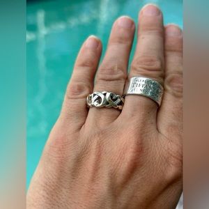 Tiffany & Co Paloma Picasso triple loving heart ring
